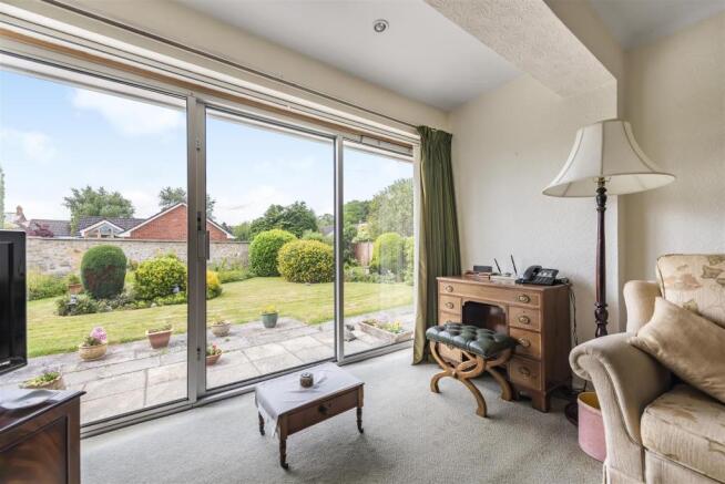 Living room with Dining area