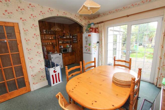 Dining Room 2.jpg