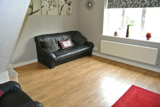 Sitting Room Photo 2