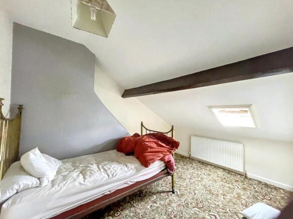3 bed Terraced for sale Image 7