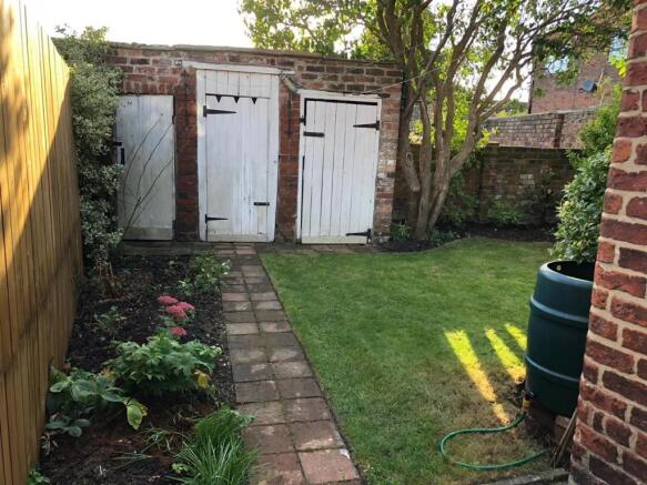 Garden 2.jpg