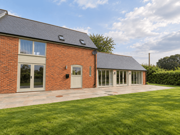 4 bedroom Barn Conversion for rent