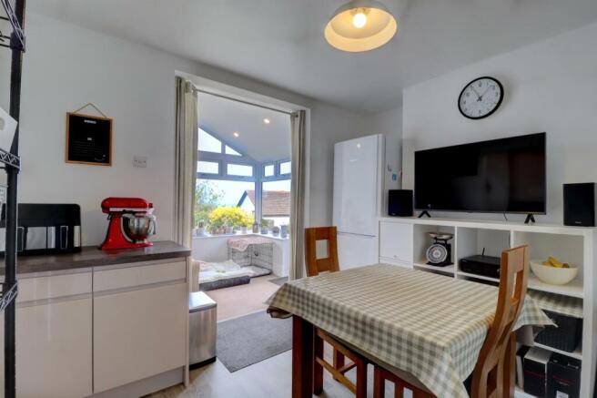 Kitchen .1.jpg