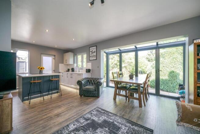 Kitchen/Lounge/Dining Room