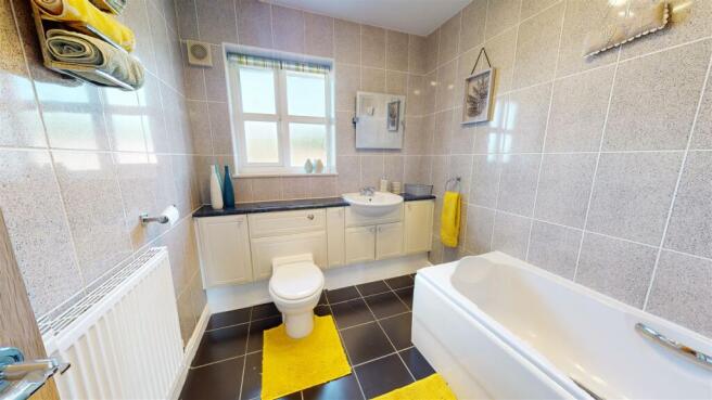 FAMILY BATHROOM
