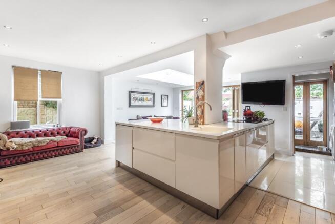 Kitchen/Dining