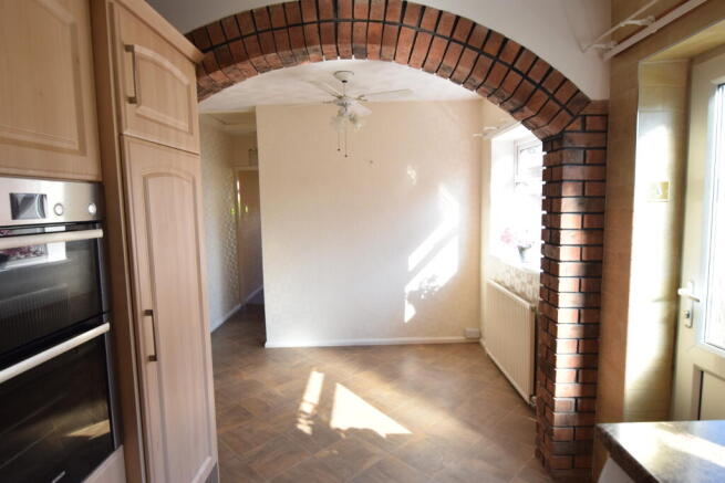 2 bed Detached Bungalow for sale Image 5