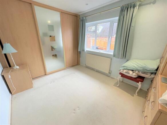 BEDROOM 2