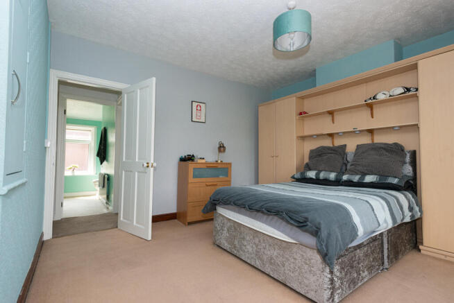 2 bed Terraced for sale Image 12