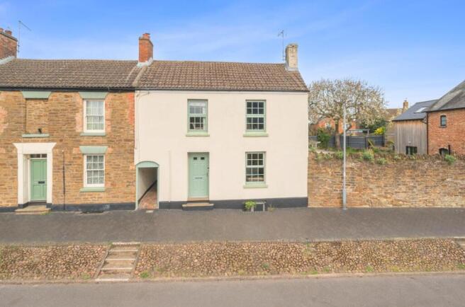 24 High Street, Braunston