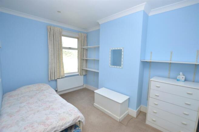 70 Prospect Crescent Bed 2.JPG