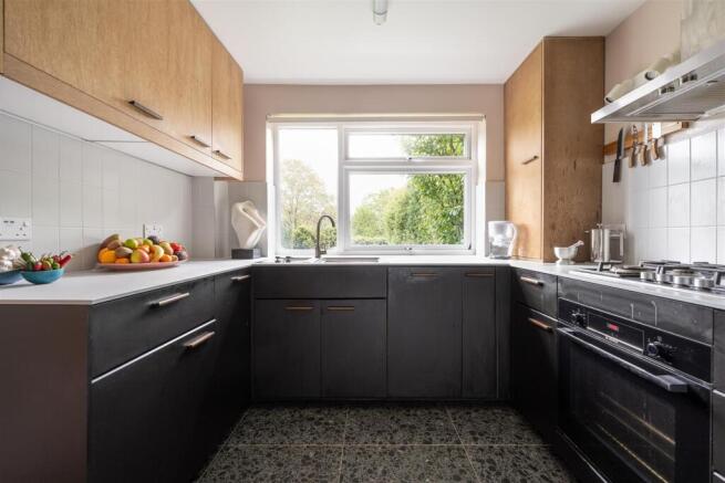 Chingford Avenue, E4