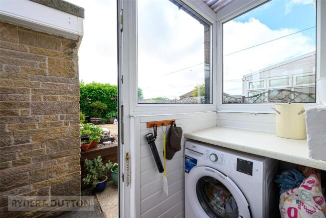 3 bed Semi-Detached for sale Image 10