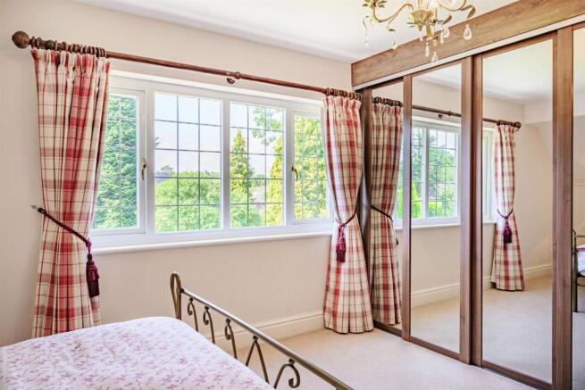 8516013-interior59.jpg