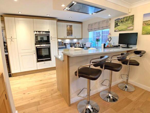 Breakfast Bar