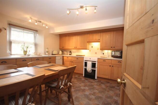 Dining Kitchen