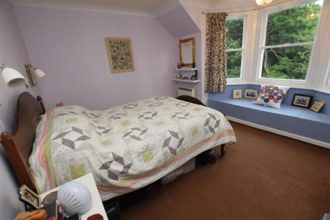 Bedroom 1.JPG