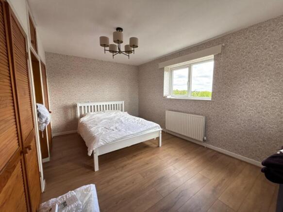 3 bed Detached for sale Image 11