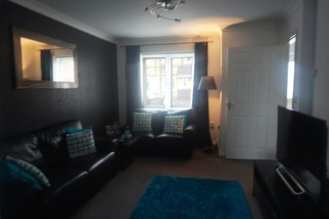 LOUNGE 2