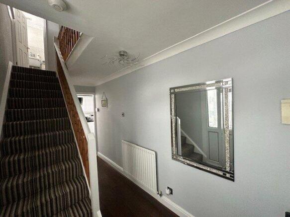 3 bed Terraced for sale Image 2