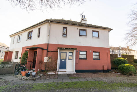 Mount Avenue, Montrose, DD10