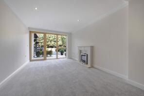 Apartment 1, Castle View Retirement Village, Helston Lane, Windsor SL4 5GG