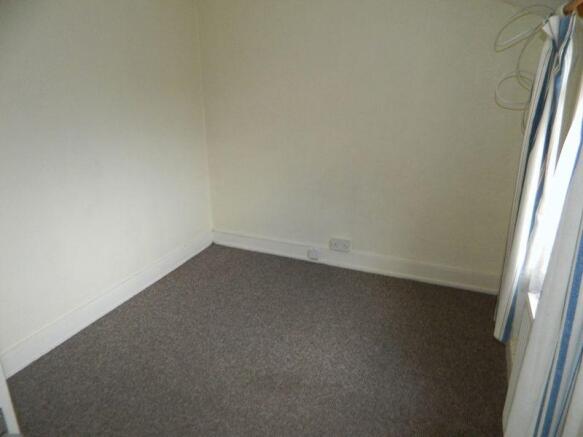 1ST FLOOR ROOM