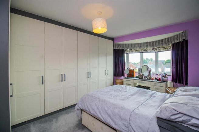 3 bed Detached for sale Image 8