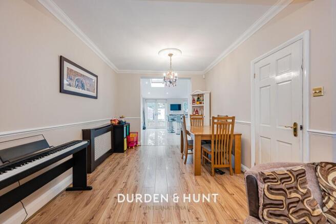 Hawthorn Road, Buckhurst Hill, IG9 photo 4