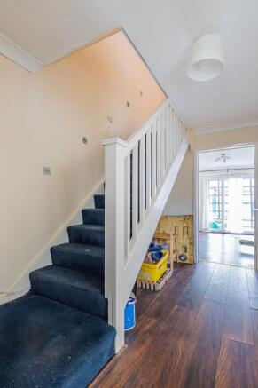 Goscombe Drive 27-5.jpg