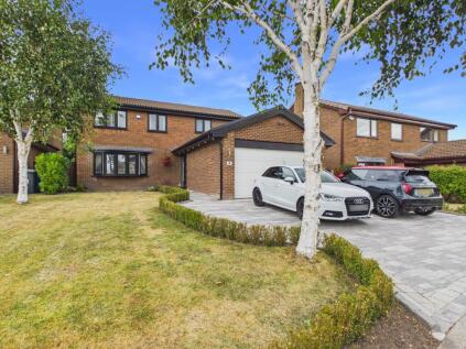 Spruce Close, Woolston, WA1