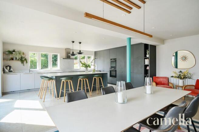 Kitchen / Dining Room
