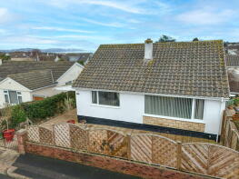 2, Kingsway Close, Paignton TQ4 7AE