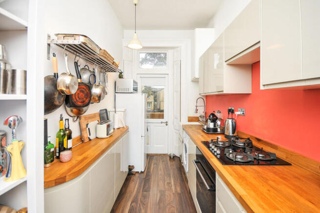 Kitchen / Dining Roo