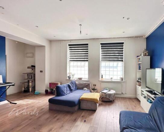 Knot 8 open plan ...