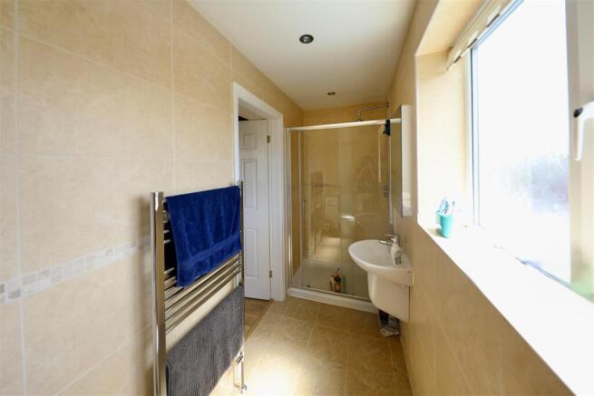 3 bed Detached for sale Image 8