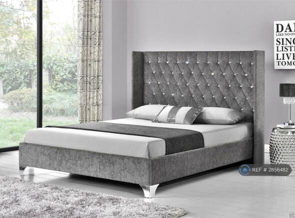 Master Luxury Bedroom