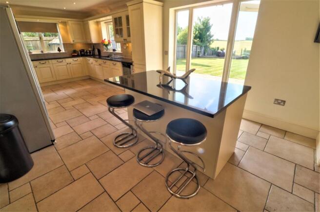 Kitchen diner