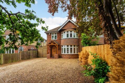 Wendover Road, Aylesbury, Buckinghamshire, HP21