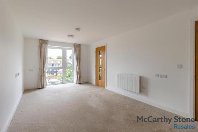 8694480-interior05.jpg