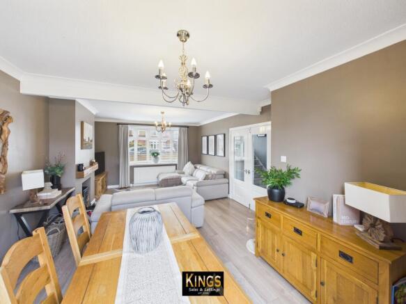 3 bed Semi-Detached for sale Image 8