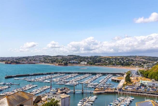 A04 - B5 Shirley Towers Vane Hill Road - 250714.jp