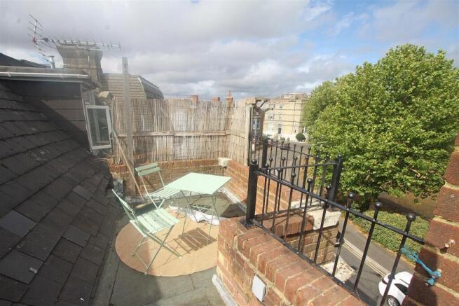 Roof terrace a.jpg