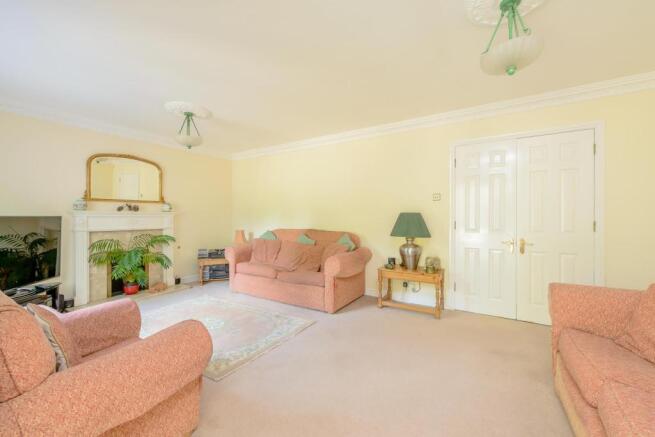 8352039-interior02-800.jpg