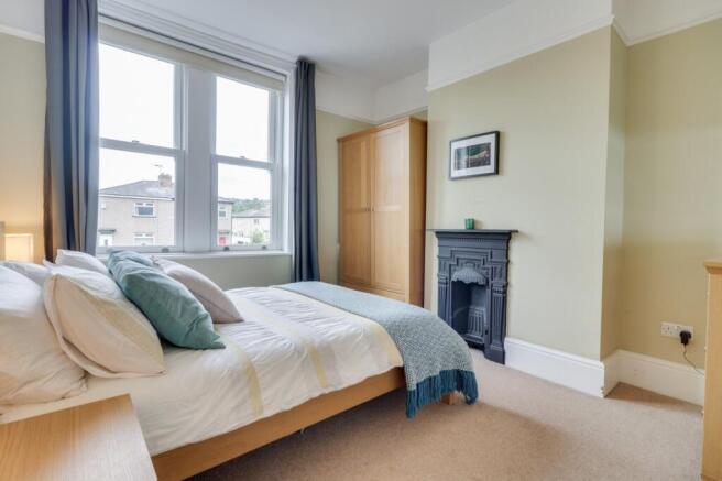 3 bed Terraced for sale Image 7