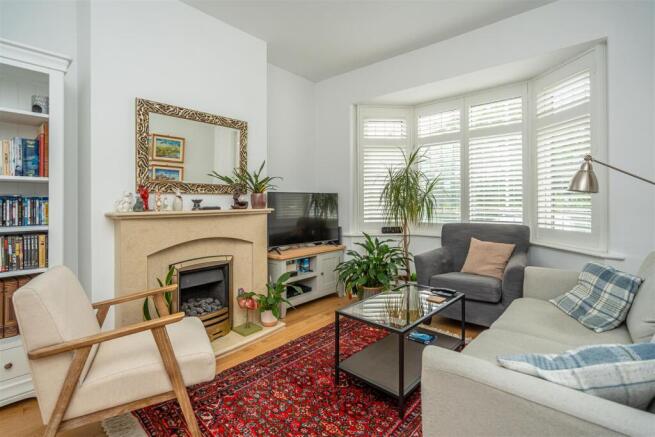 75 Broad Lane (3).jpg