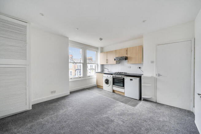 1418670-14-699860...