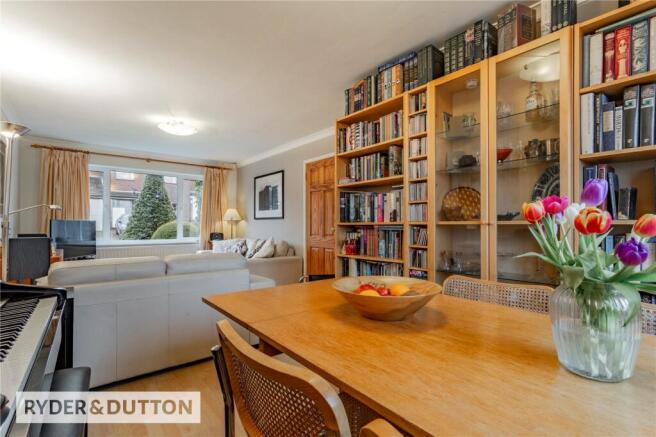 4 bed Detached for sale Image 4
