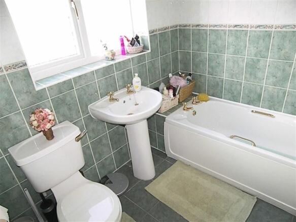 Photo 10
