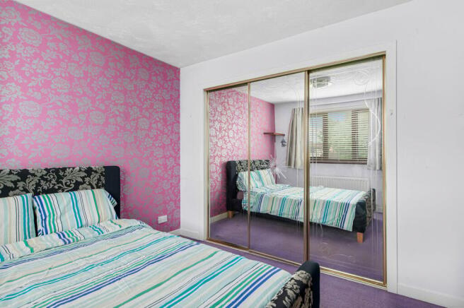 Bedroom 2.1